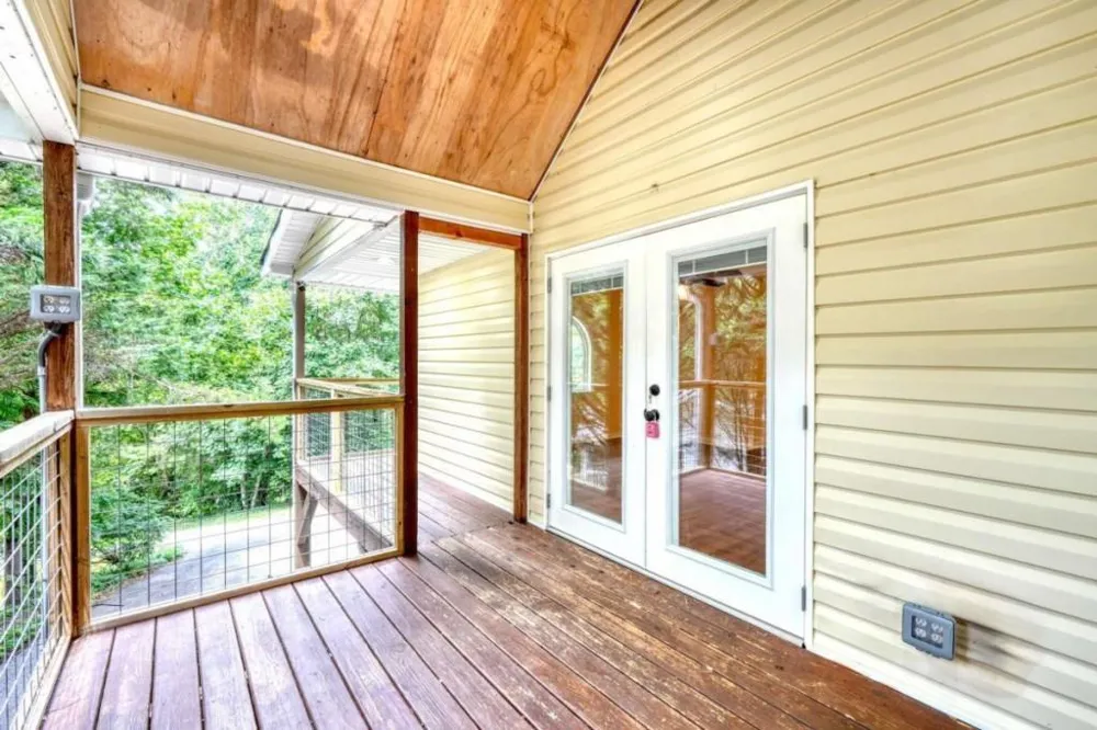 553 Grayce Lane Hiawassee, GA 30546