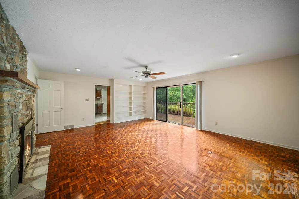 140 Redwood Street Brevard, NC 28712