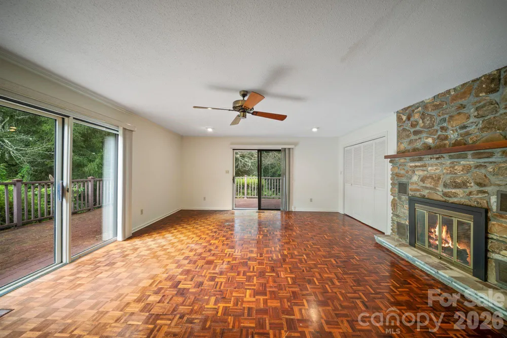 140 Redwood Street Brevard, NC 28712