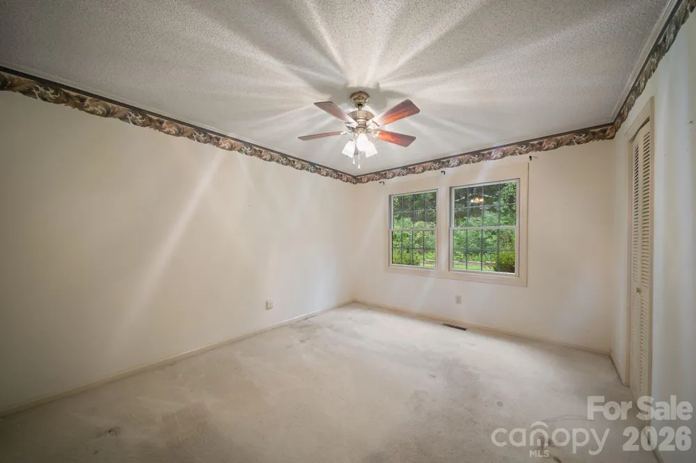 140 Redwood Street Brevard, NC 28712