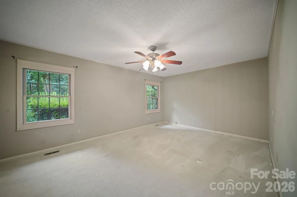 140 Redwood Street Brevard, NC 28712