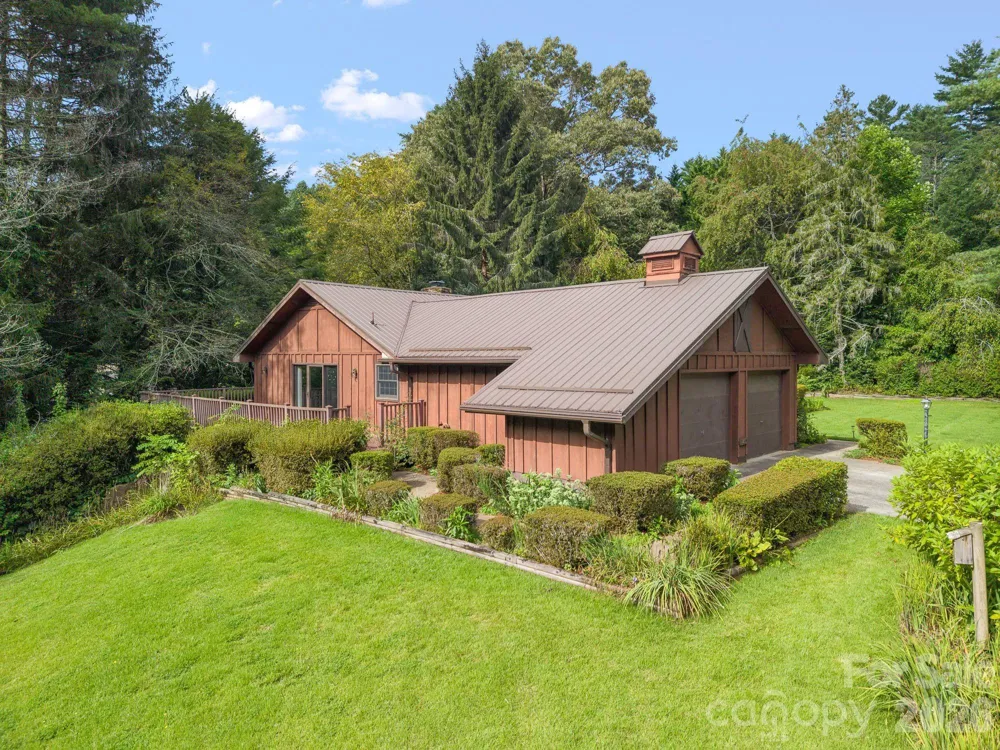 140 Redwood Street Brevard, NC 28712