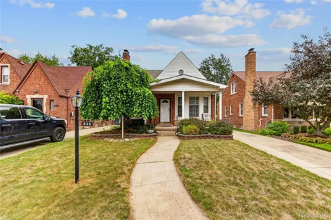 426 Rosevere Avenue