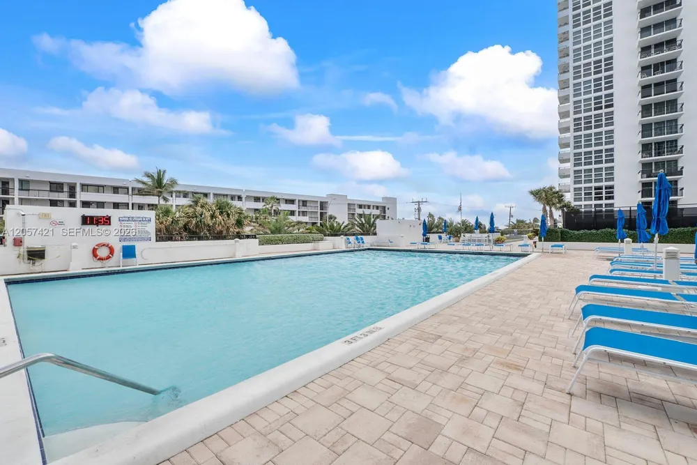 531 Ocean Blvd #1005 Pompano Beach, FL 33062