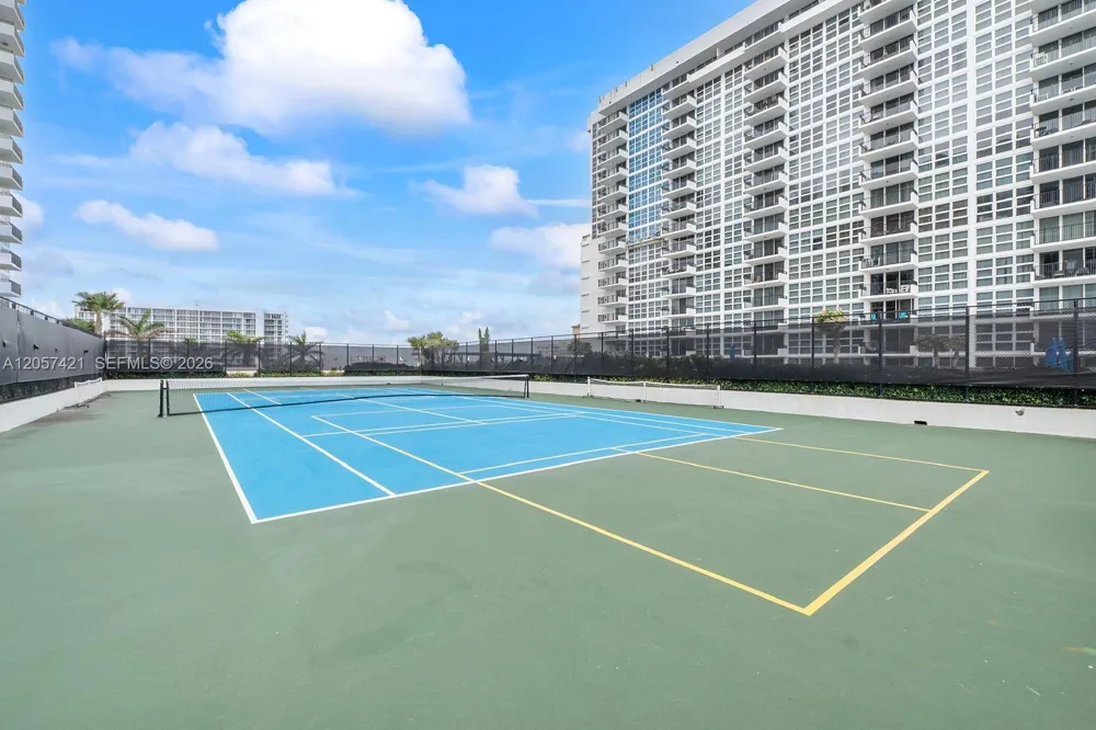 531 Ocean Blvd #1005 Pompano Beach, FL 33062