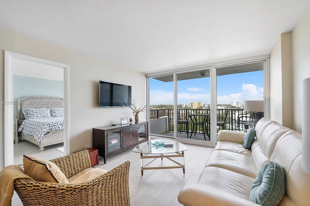 531 Ocean Blvd #1005 Pompano Beach, FL 33062