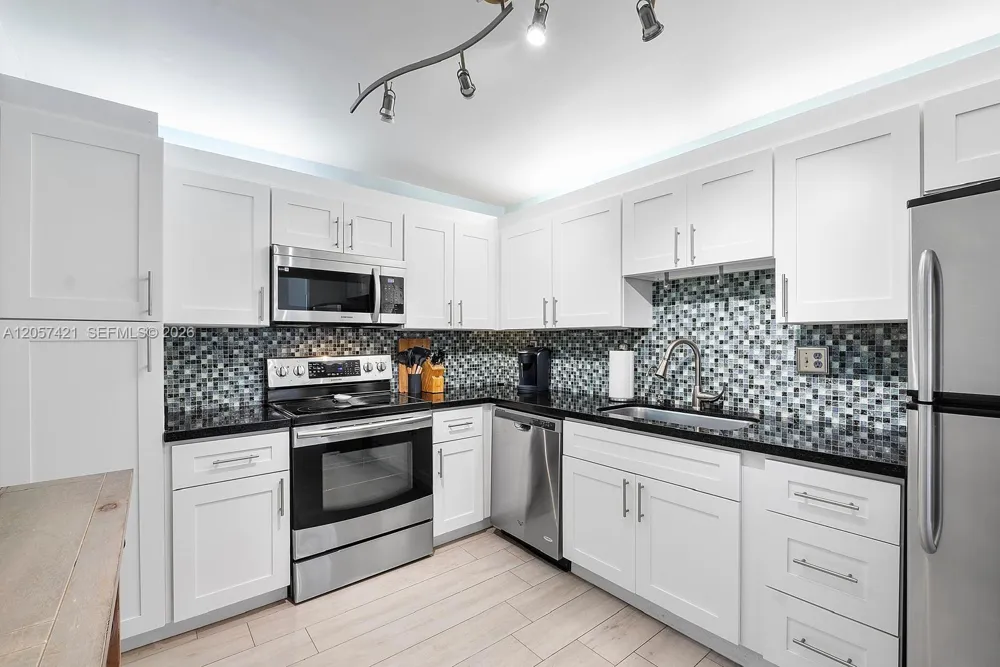 531 Ocean Blvd #1005 Pompano Beach, FL 33062