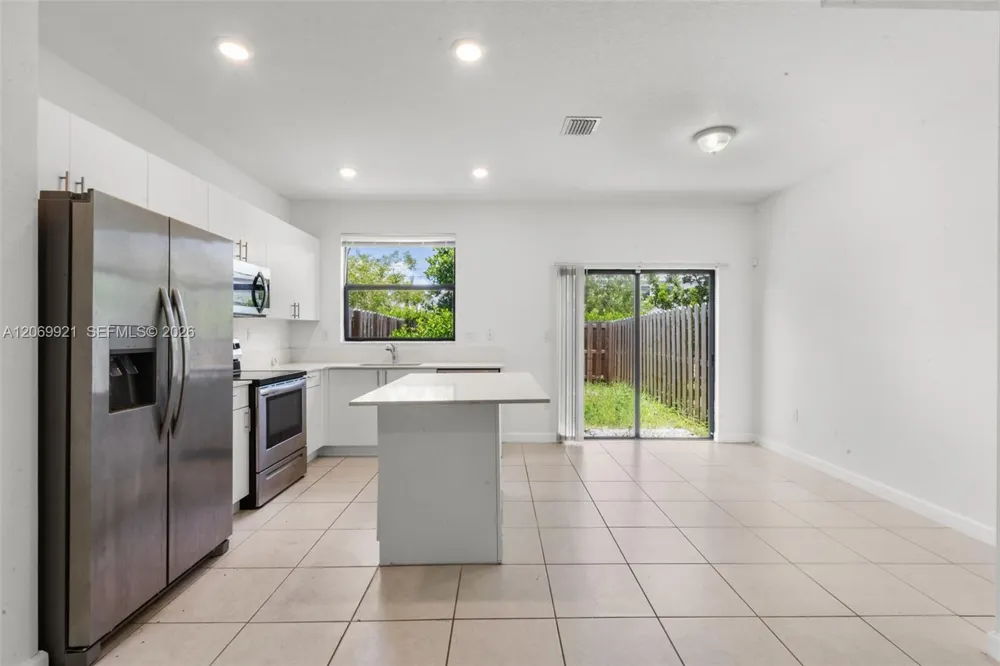 28637 SW 132nd Ct Homestead, FL 33033