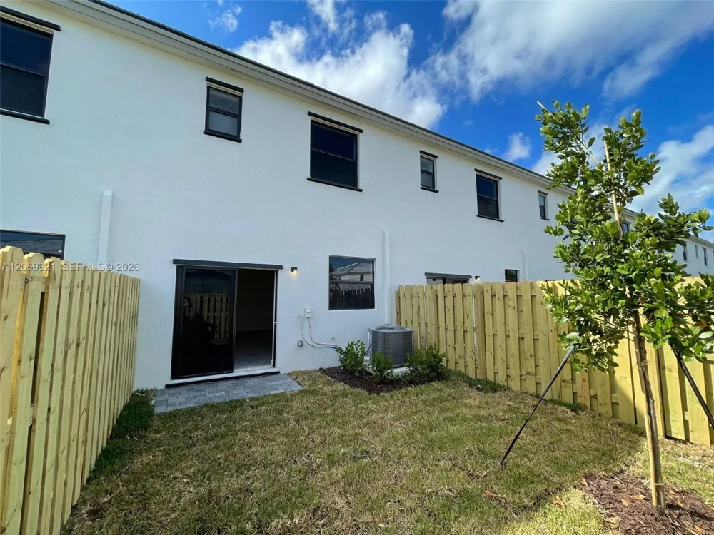 28637 SW 132nd Ct Homestead, FL 33033