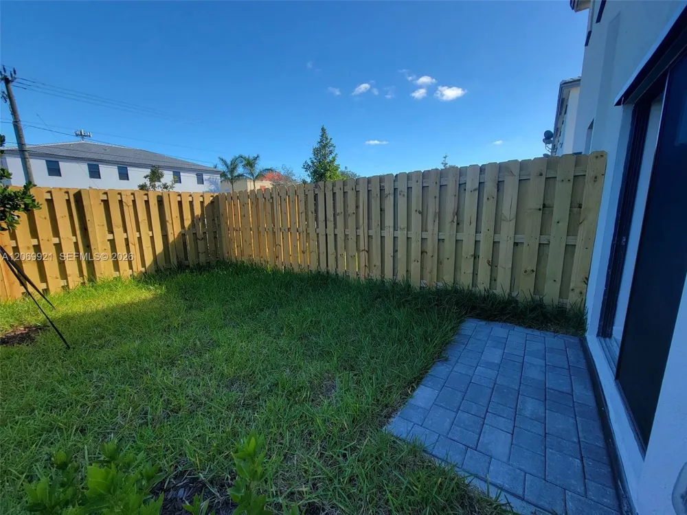 28637 SW 132nd Ct Homestead, FL 33033