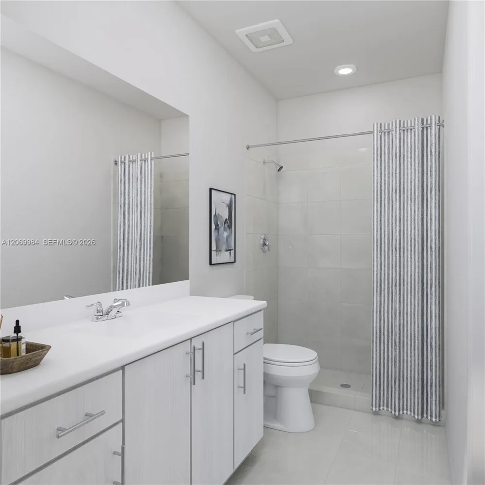 11017 SW 230 TER Miami, FL 33170
