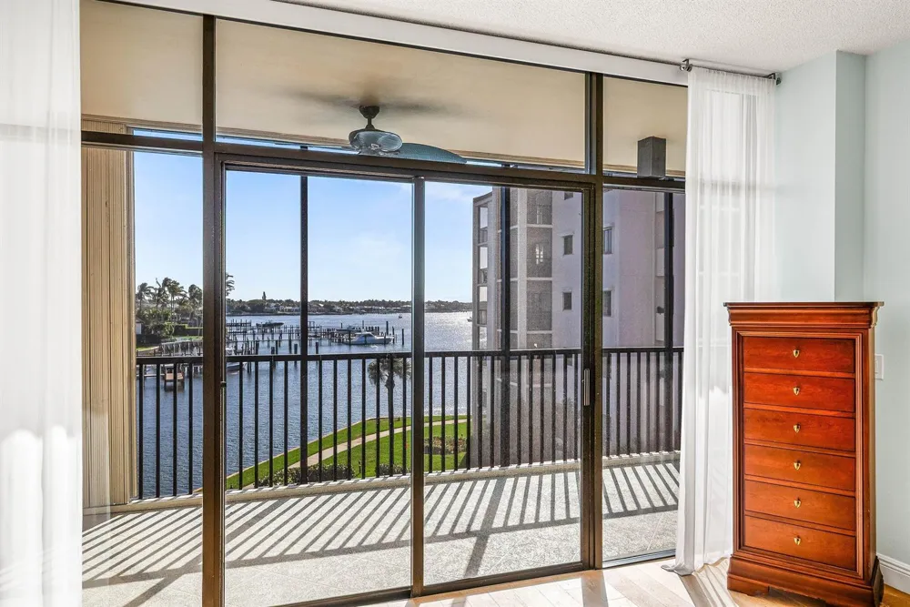 11370 Twelve Oaks Way #418 North Palm Beach, FL 33408