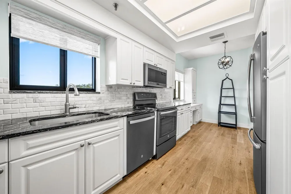 11370 Twelve Oaks Way #418 North Palm Beach, FL 33408
