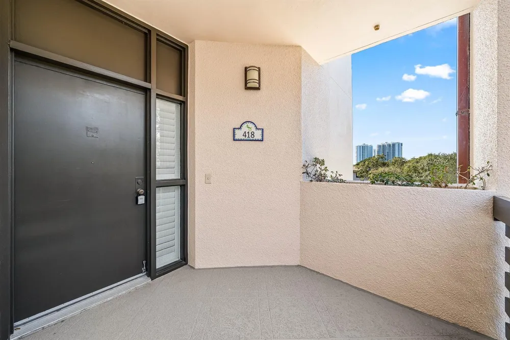 11370 Twelve Oaks Way #418 North Palm Beach, FL 33408