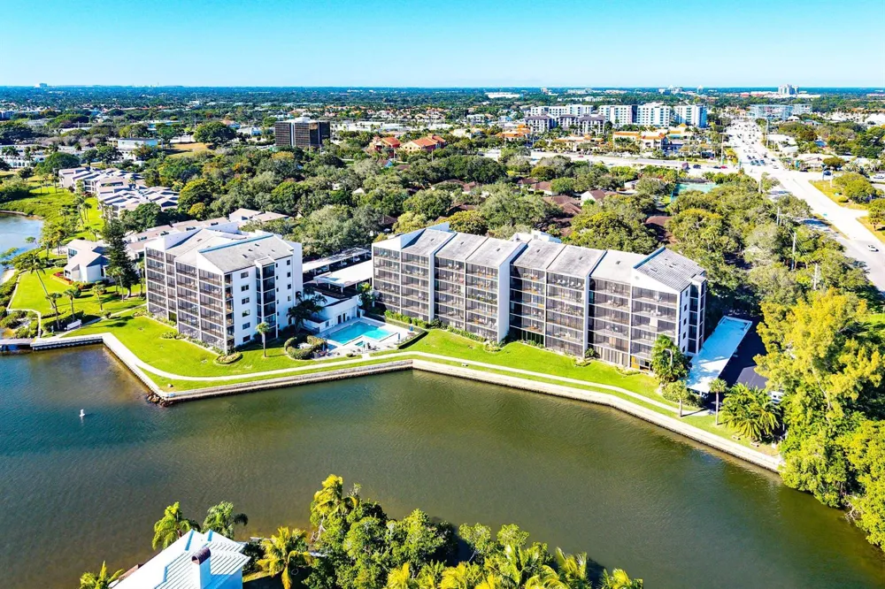 11370 Twelve Oaks Way #418 North Palm Beach, FL 33408