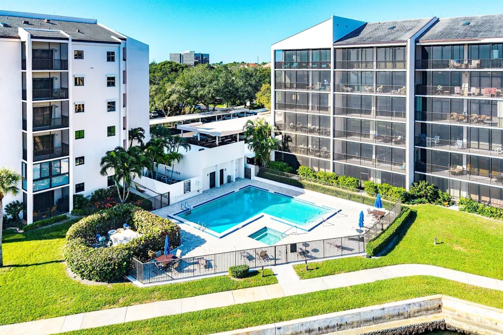 11370 Twelve Oaks Way #418 North Palm Beach, FL 33408