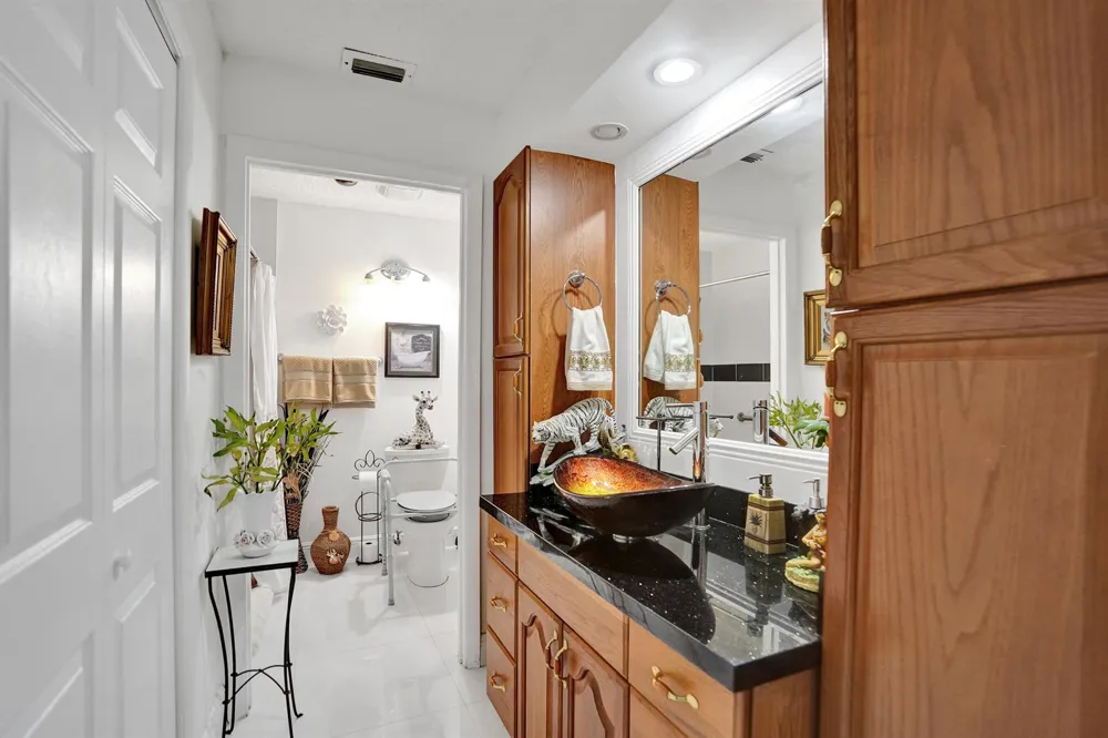 1034 NW 88TH AVENUE #B99 Plantation, FL 33322