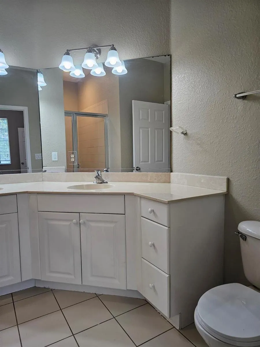 1967 FREEPORT DRIVE Riviera Beach, FL 33404