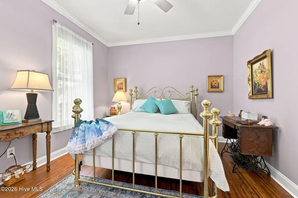 105 Travis Drive Beaufort, NC 28516