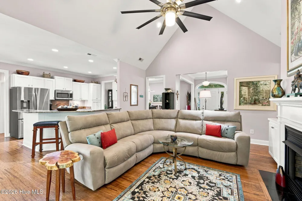 105 Travis Drive Beaufort, NC 28516