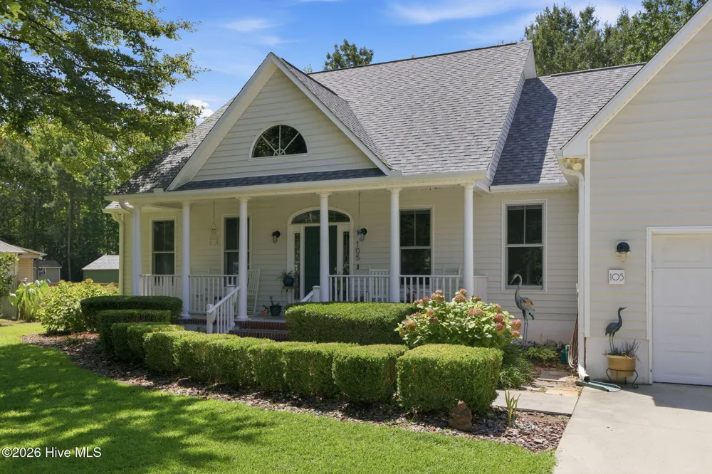 105 Travis Drive Beaufort, NC 28516