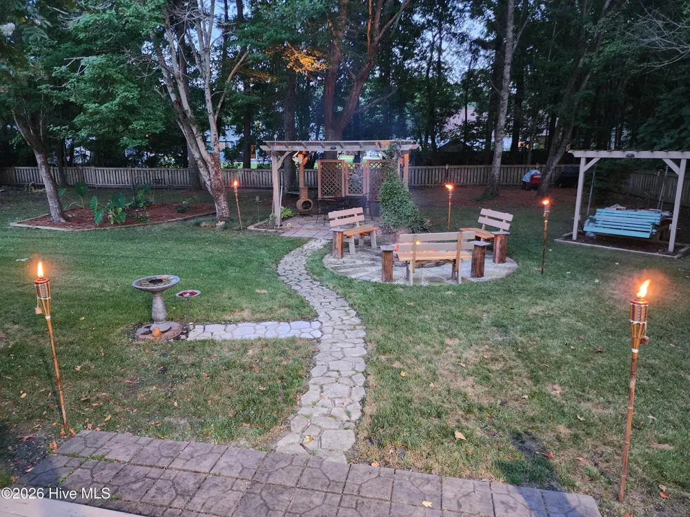 105 Travis Drive Beaufort, NC 28516