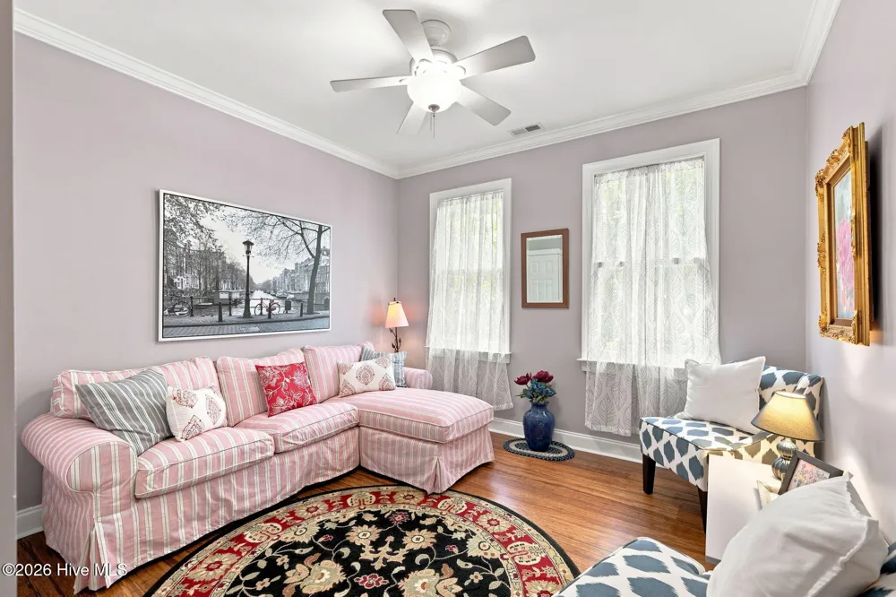 105 Travis Drive Beaufort, NC 28516