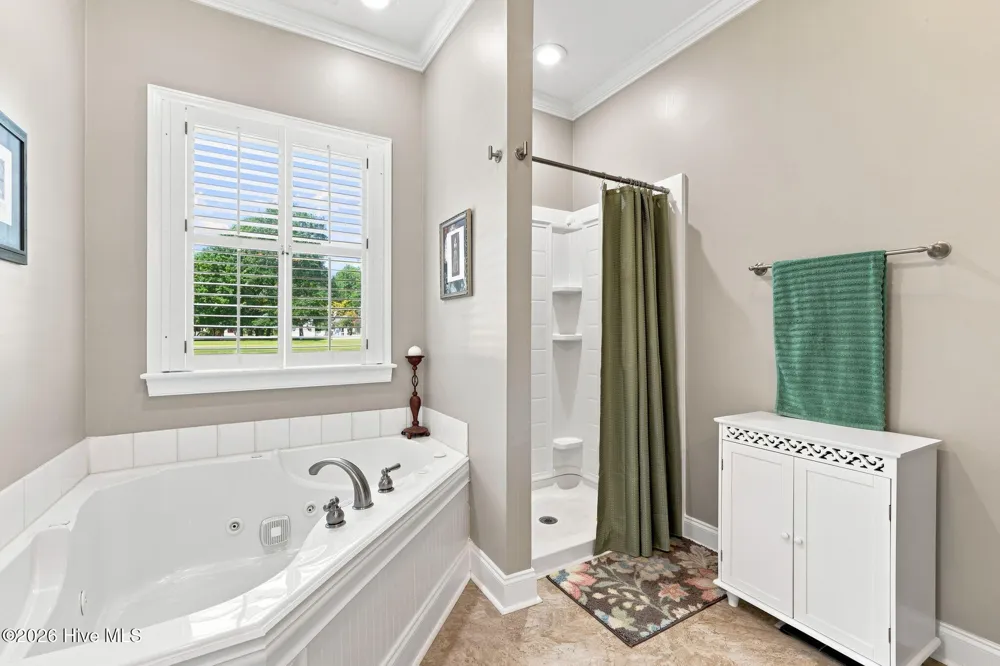 105 Travis Drive Beaufort, NC 28516