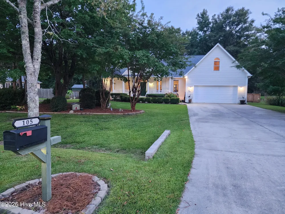 105 Travis Drive Beaufort, NC 28516