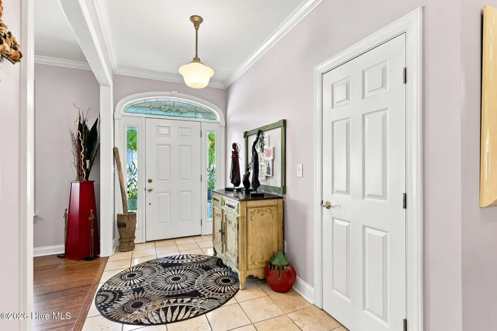 105 Travis Drive Beaufort, NC 28516