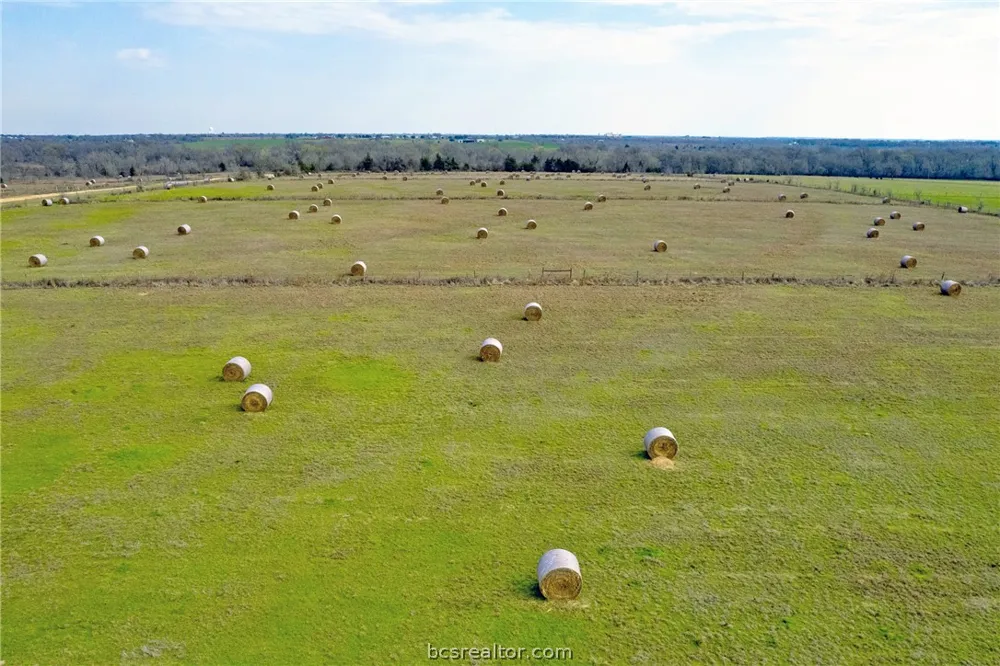 305 County Road 108 Caldwell, TX 77836