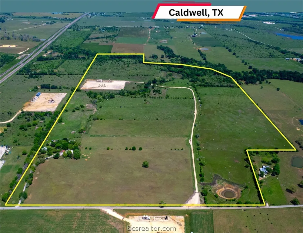 305 County Road 108 Caldwell, TX 77836
