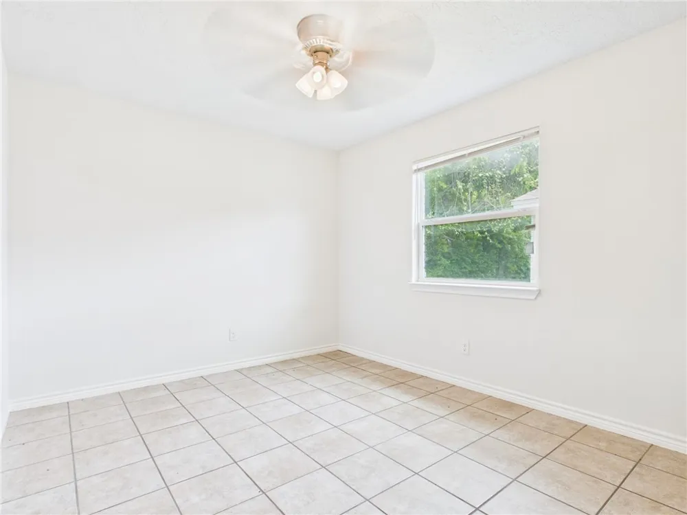 1908 Finfeather Road #B Bryan, TX 77801