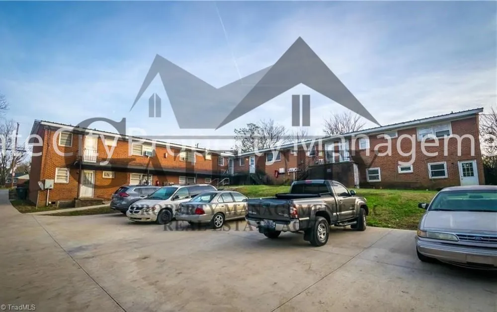 2330 Kersey Street #G Greensboro, NC 27406
