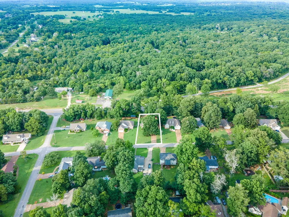 1608 Christi Ave Chapel Hill, TN 37034