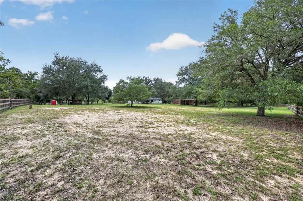 11281 CIRCLE M AVENUE Dunnellon, FL 34433