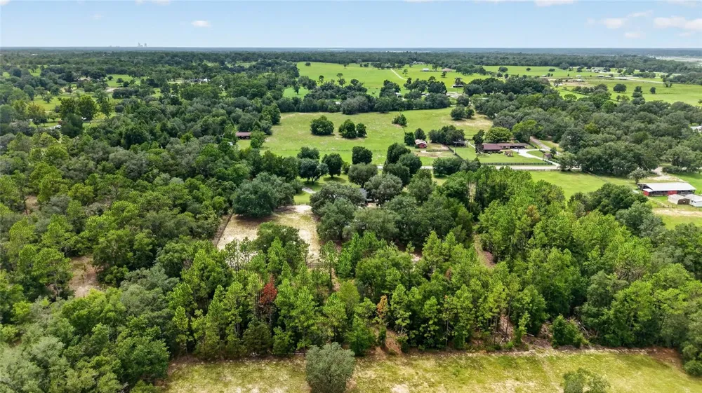 11281 CIRCLE M AVENUE Dunnellon, FL 34433
