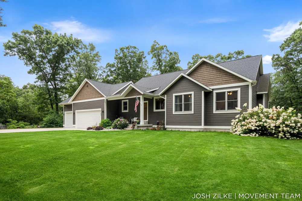 3105 Jamestown Lane Fruitport, MI 49415