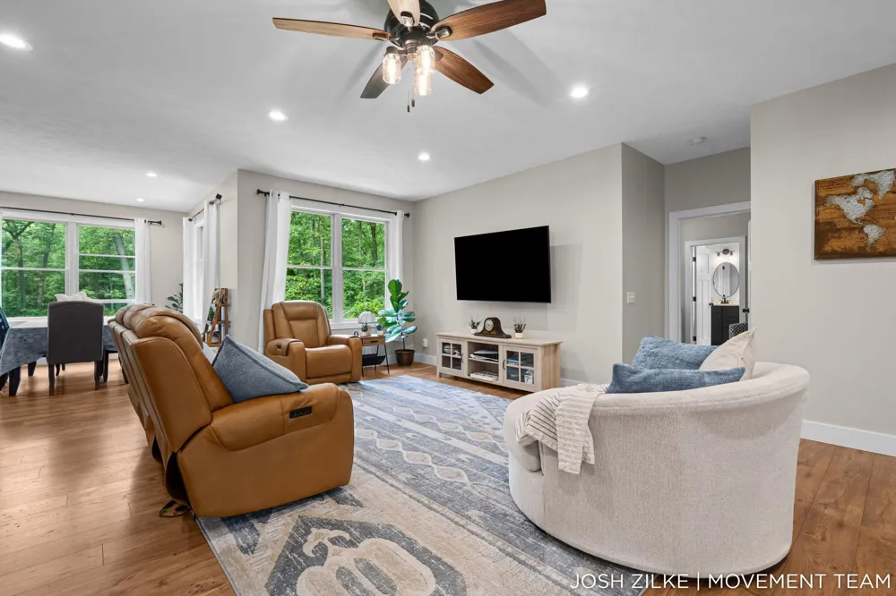 3105 Jamestown Lane Fruitport, MI 49415