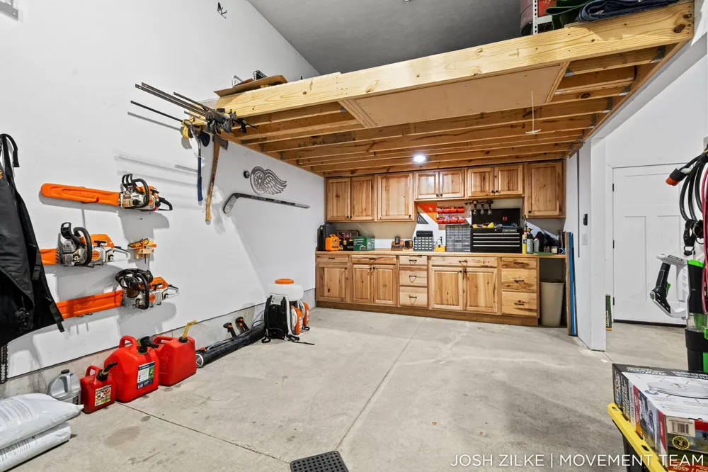 3105 Jamestown Lane Fruitport, MI 49415