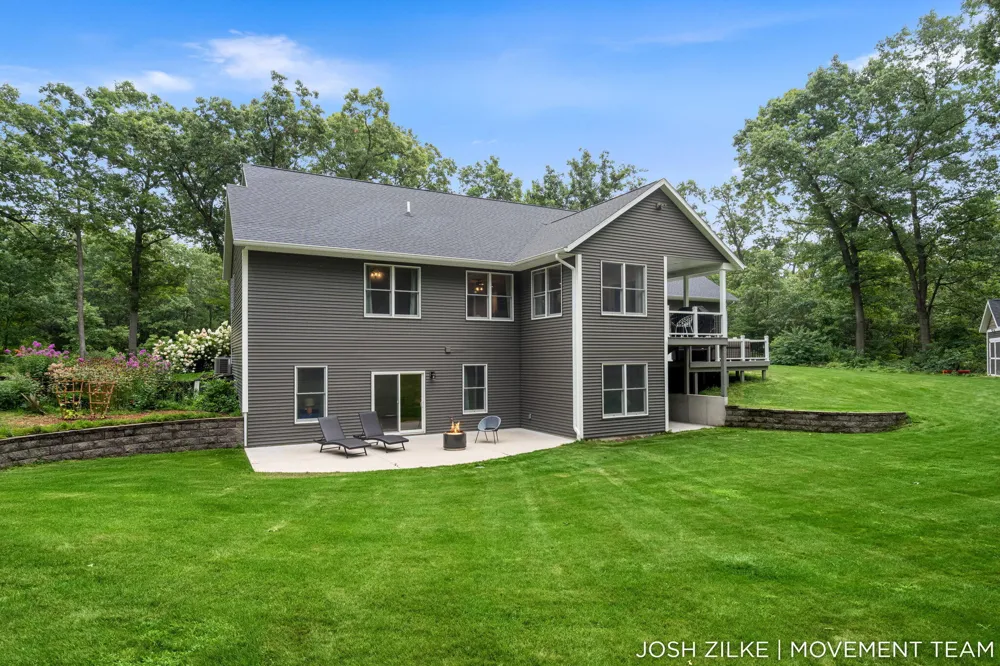 3105 Jamestown Lane Fruitport, MI 49415