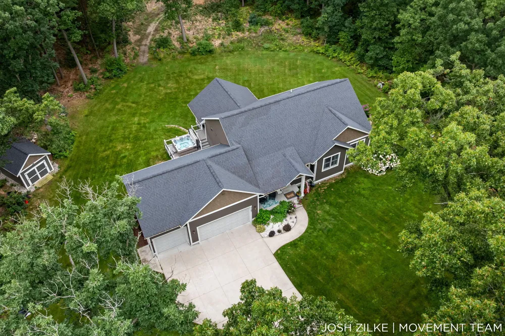 3105 Jamestown Lane Fruitport, MI 49415