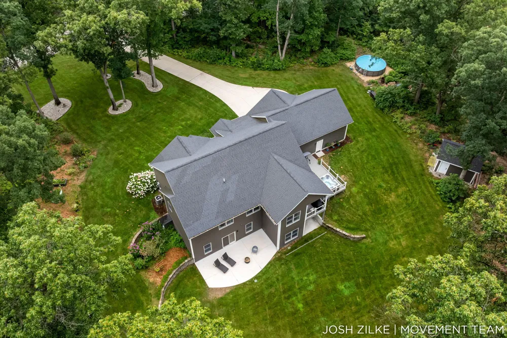 3105 Jamestown Lane Fruitport, MI 49415