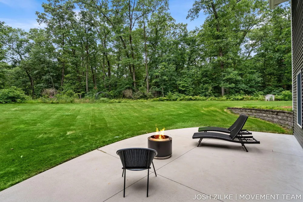 3105 Jamestown Lane Fruitport, MI 49415