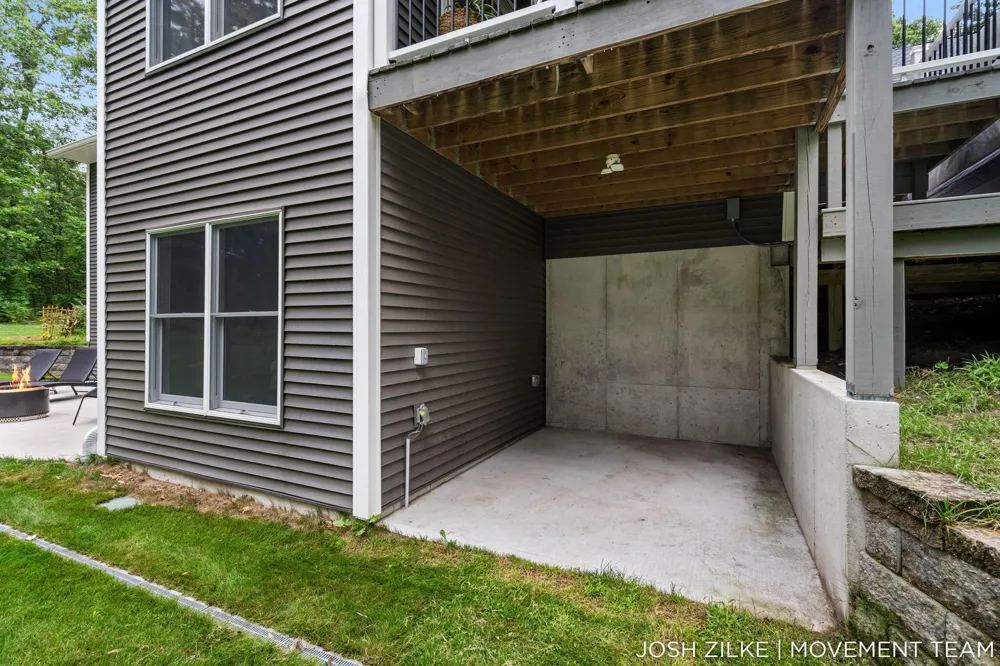 3105 Jamestown Lane Fruitport, MI 49415