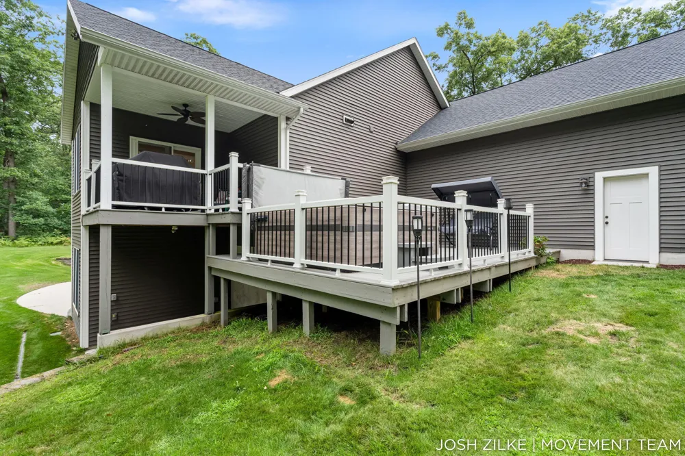 3105 Jamestown Lane Fruitport, MI 49415
