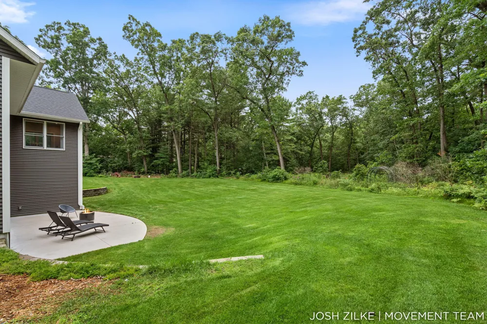 3105 Jamestown Lane Fruitport, MI 49415