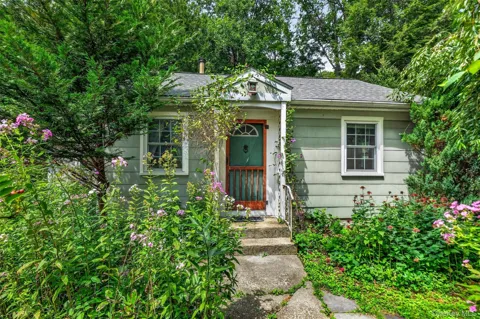 27 Brookdale Road