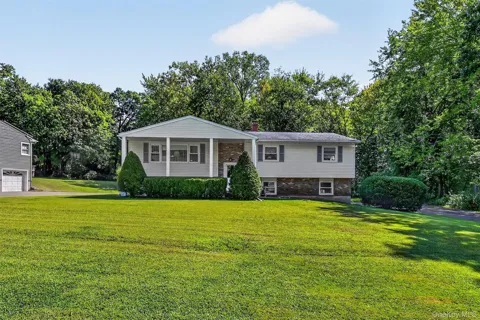 24 Meadow Street