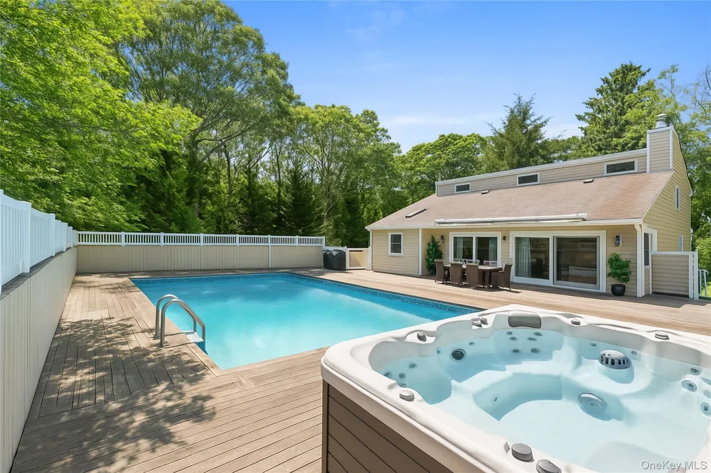 60 Quogue Riverhead Road Quogue, NY 11959